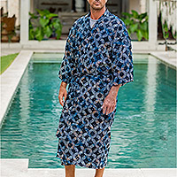 Men's cotton batik robe, 'Midnight Fireworks' - Men's Batik Cotton Robe